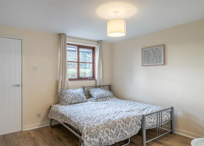 Modern Studio Flat In Wellington, Telford